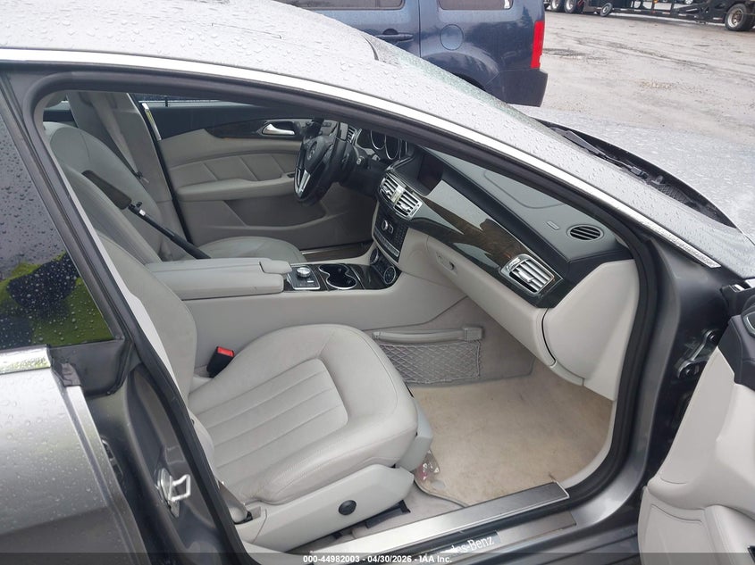 2014 Mercedes-benz Cls-klasse VIN WDDLJ7DBXEA128946 IAAI salvage auction — TOTAL BURN, Clear (Massachusetts), sold $175 on 2026-08-14 (photo 5)