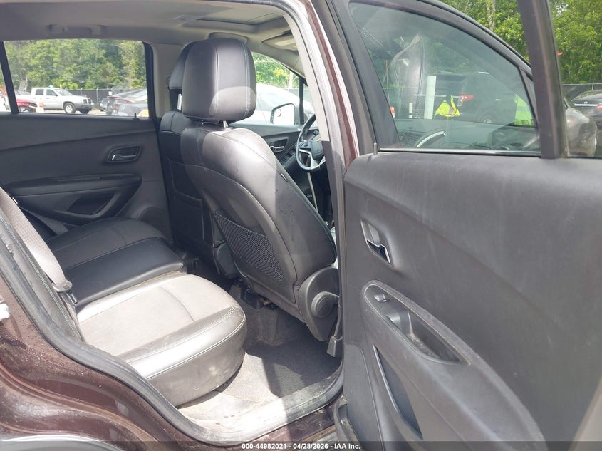 2015 Chevrolet Trax VIN KL7CJLSBXFB264508 IAAI salvage auction — LEFT SIDE, Clear (South Carolina), sold $900 on 2026-07-08 (photo 8)