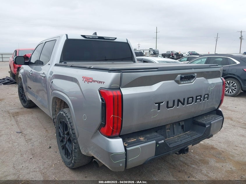 2022 Toyota Tundra VIN 5TFLA5AB8NX014945 IAAI salvage auction — RIGHT FRONT, Original (Texas), sold $15,800 on 2026-07-11 (photo 3)
