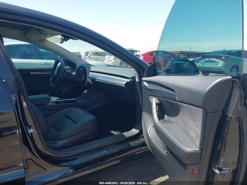 2023 Tesla Model 3 VIN 5YJ3E1EA6PF669780 IAAI salvage auction — RIGHT FRONT, Salvage (Arizona), sold $8,100 on 2026-07-11 (photo 5)