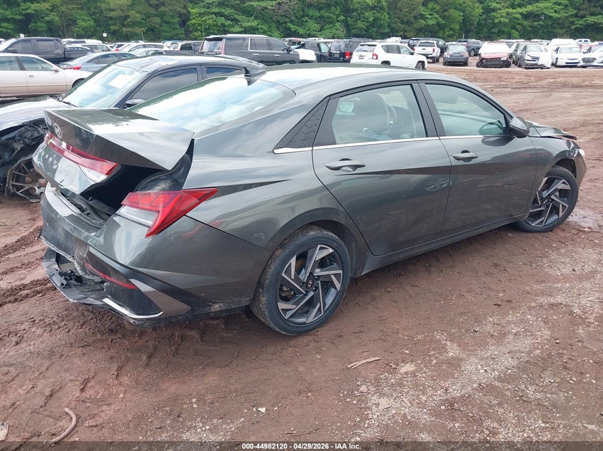 2025 Hyundai Elantra VIN KMHLN4DJ8SU165438 IAAI salvage auction — FRONT & REAR, Salvage Title, sold $6,675 on 2026-07-22 (photo 4)