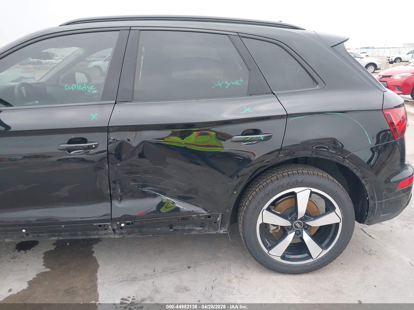 2022 Audi Q5 VIN WA1EAAFY4N2010297 IAAI salvage auction — LEFT & RIGHT, Salvage Title, sold $17,225 on 2026-07-22 (photo 6)