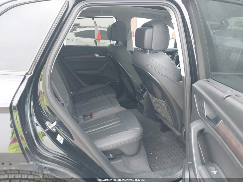 2022 Audi Q5 VIN WA1EAAFY4N2010297 IAAI salvage auction — LEFT & RIGHT, Salvage Title, sold $17,225 on 2026-07-22 (photo 8)