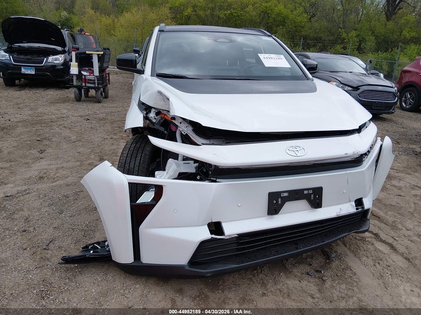 2026 Toyota Bz4x VIN JTMBDAFB8TA007384 IAAI salvage auction — FRONT END, Salvage (Illinois), sold $11,750 on 2026-07-09 (photo 6)