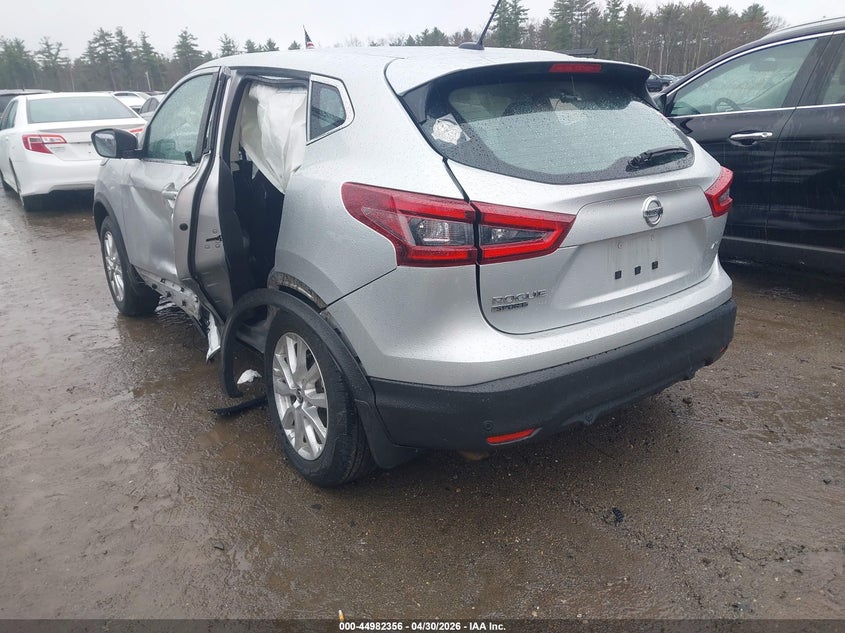 2021 Nissan VIN JN1BJ1AWXMW440246 IAAI salvage auction — LEFT & RIGHT, Salvage (Massachusetts), sold $1,100 on 2026-07-10 (photo 3)