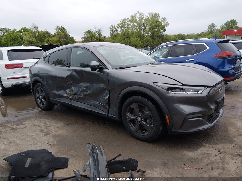 2021 Ford Mustang mach-e VIN 3FMTK1SS8MMA10172 IAAI salvage auction — RIGHT SIDE, Salvage Title, sold $7,150 on 2026-07-16 (photo 1)