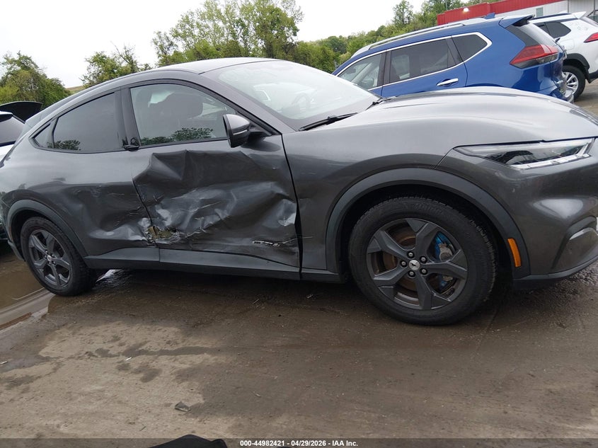 2021 Ford Mustang mach-e VIN 3FMTK1SS8MMA10172 IAAI salvage auction — RIGHT SIDE, Salvage Title, sold $7,150 on 2026-07-16 (photo 6)