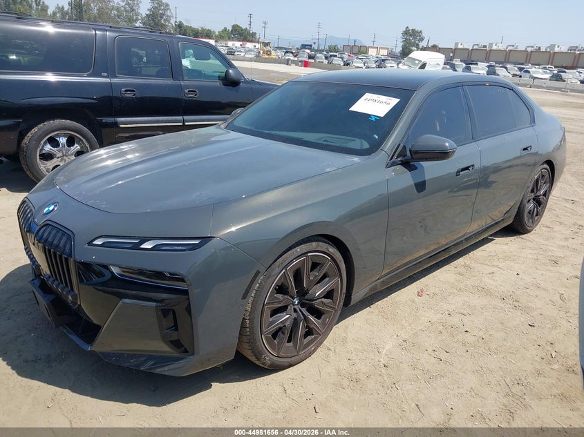2025 BMW VIN WBA23EH08SCV20253 IAAI salvage auction — RIGHT SIDE, Salvage (California), sold $55,000 on 2026-07-13 (photo 2)