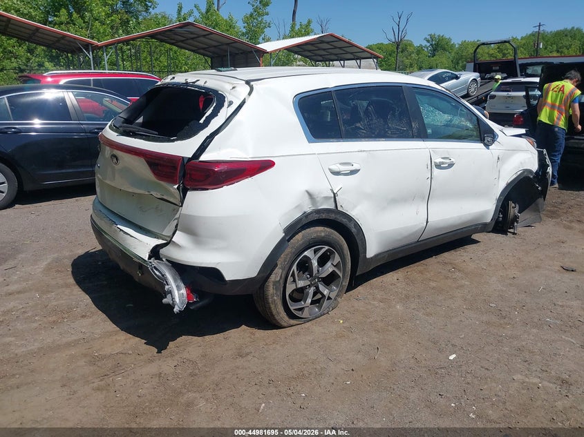 2022 Kia Sportage VIN KNDPM3AC2N7000514 IAAI salvage auction — FRONT & REAR, Salvage (Pennsylvania), sold $1,850 on 2026-07-28 (photo 4)