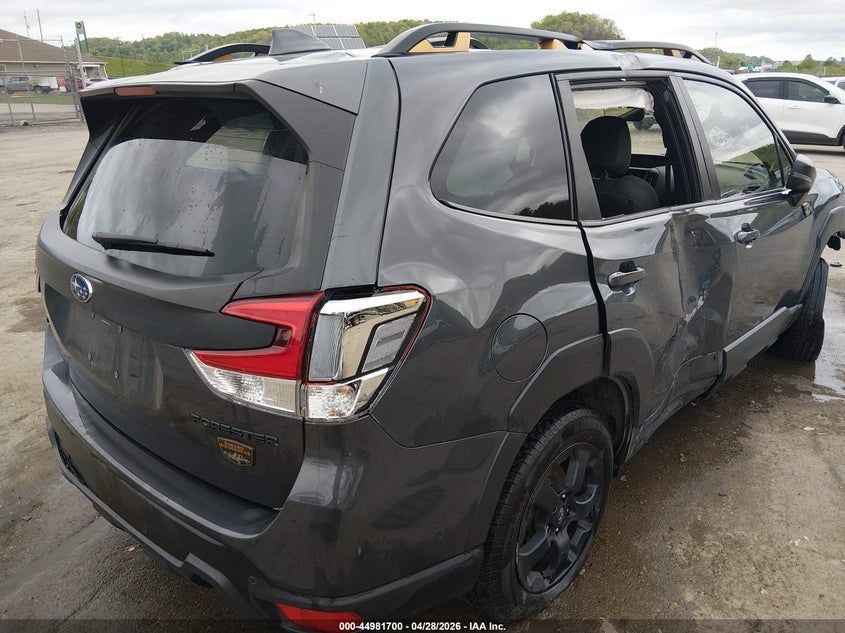 2023 Subaru Forester VIN JF2SKAMC9PH431799 IAAI salvage auction — ROLLOVER, Salvage (West Virginia), sold $1,625 on 2026-07-16 (photo 4)