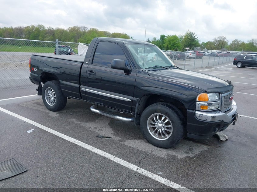 2005 Gmc SIERRA VIN 1GTEK14T35Z272894 IAAI salvage auction — SIDE, Clear (Indiana), sold $3,550 on 2026-07-22 (photo 1)