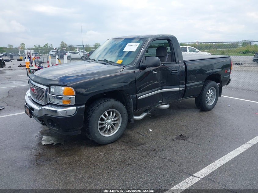 2005 Gmc SIERRA VIN 1GTEK14T35Z272894 IAAI salvage auction — SIDE, Clear (Indiana), sold $3,550 on 2026-07-22 (photo 2)
