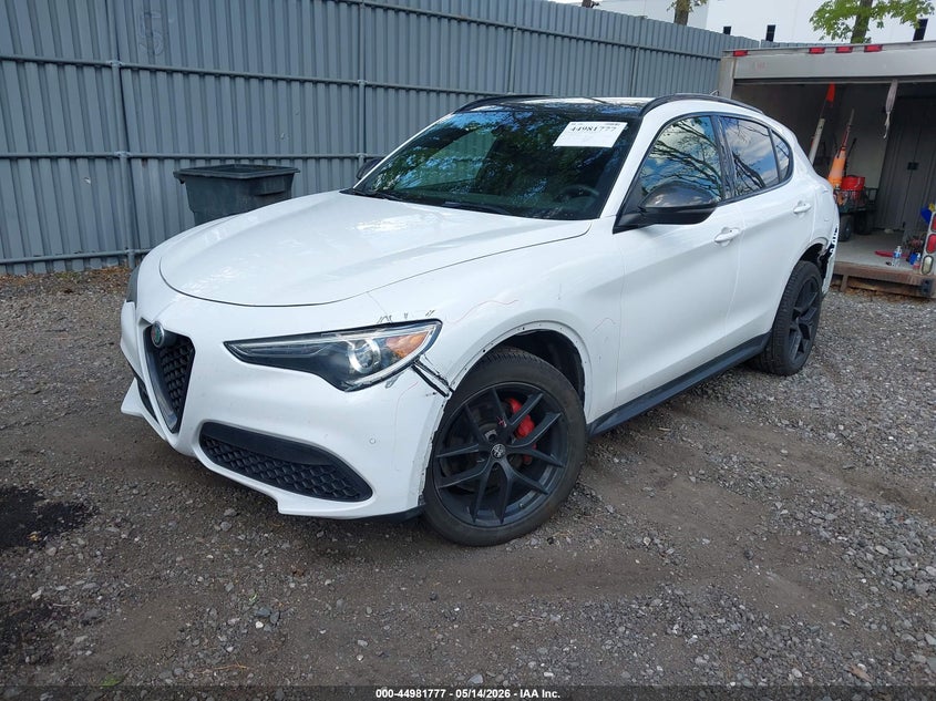 2019 Alfa romeo Stelvio VIN ZASPAKBN3K7C65738 IAAI salvage auction — LEFT SIDE, Salvage (New Jersey), sold $8,075 on 2026-07-15 (photo 2)