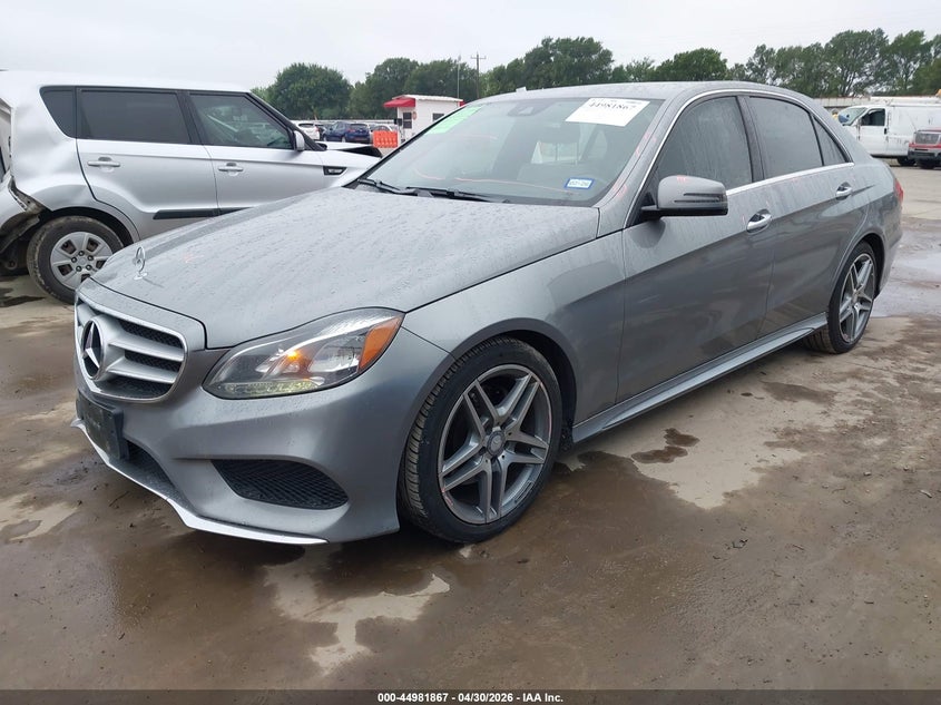 2014 Mercedes-benz E-klasse VIN WDDHF5KBXEB001137 IAAI salvage auction — RIGHT REAR, Original (Texas), sold $3,000 on 2026-07-14 (photo 2)