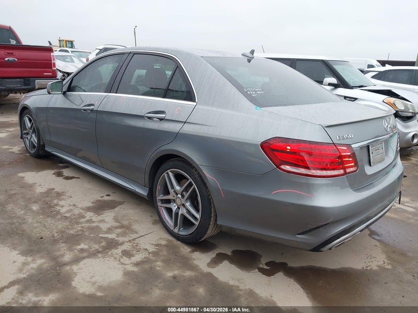 2014 Mercedes-benz E-klasse VIN WDDHF5KBXEB001137 IAAI salvage auction — RIGHT REAR, Original (Texas), sold $3,000 on 2026-07-14 (photo 3)