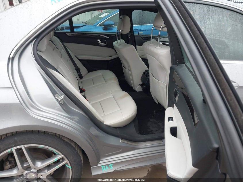2014 Mercedes-benz E-klasse VIN WDDHF5KBXEB001137 IAAI salvage auction — RIGHT REAR, Original (Texas), sold $3,000 on 2026-07-14 (photo 8)
