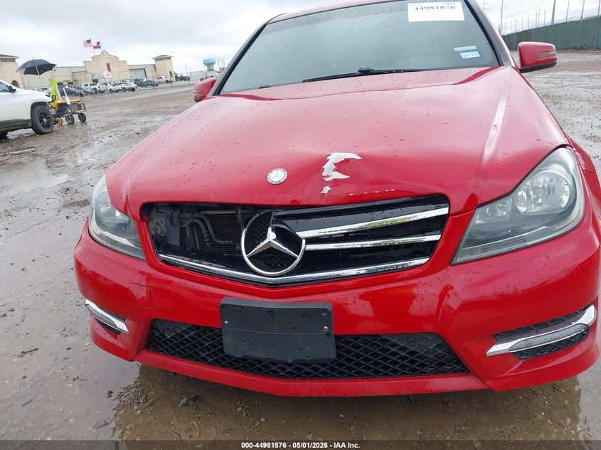 2014 Mercedes-benz C-klasse VIN WDDGF4HB3EA956915 IAAI salvage auction — FRONT END, Original (Texas), sold $925 on 2026-08-03 (photo 6)