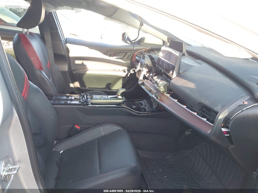 2024 Toyota Prius VIN JTDACACU6R3014657 IAAI salvage auction — FRONT END, Salvage Title, sold $4,450 on 2026-07-27 (photo 5)