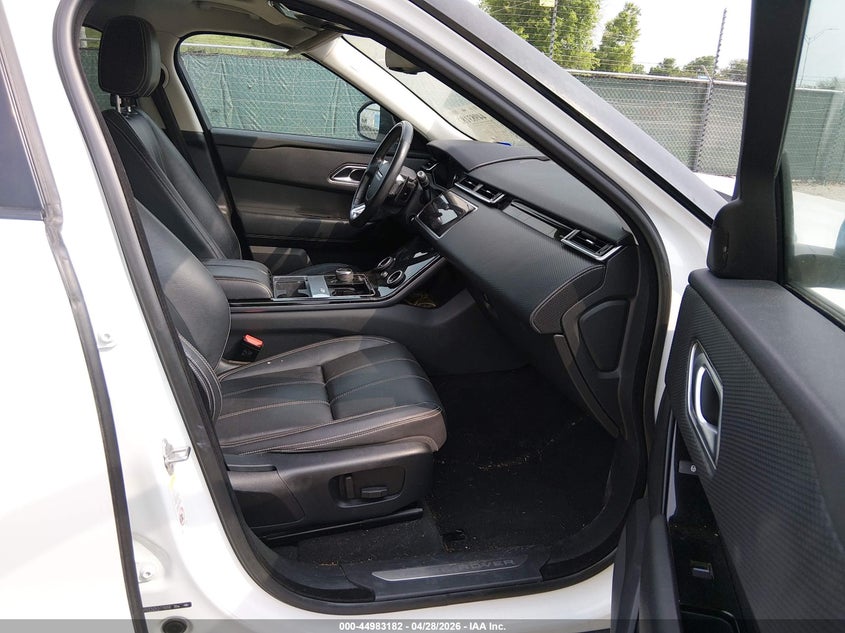 2019 Land rover Range rover velar VIN SALYB2EN2KA778996 IAAI salvage auction — FRONT & REAR, Salvage Title, sold $9,500 on 2026-07-29 (photo 5)