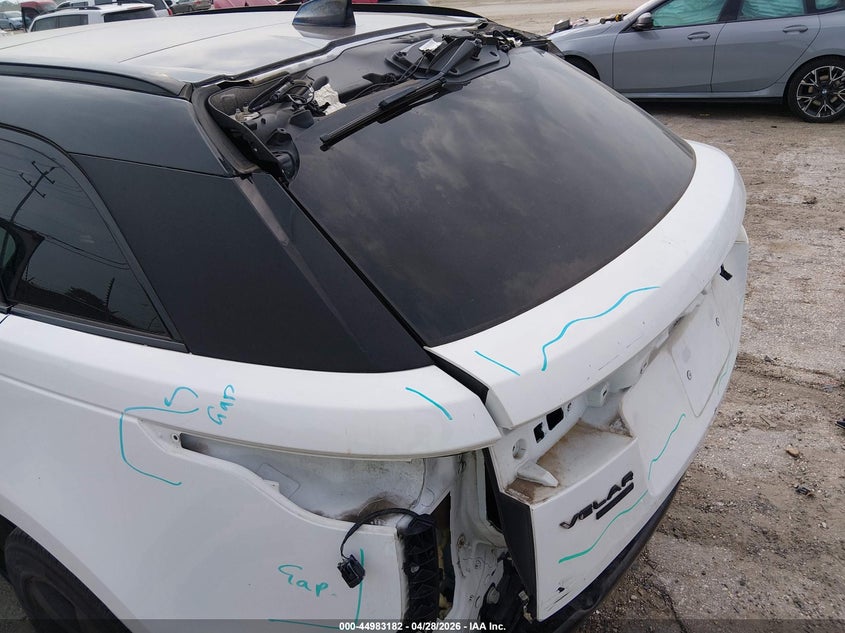 2019 Land rover Range rover velar VIN SALYB2EN2KA778996 IAAI salvage auction — FRONT & REAR, Salvage Title, sold $9,500 on 2026-07-29 (photo 6)
