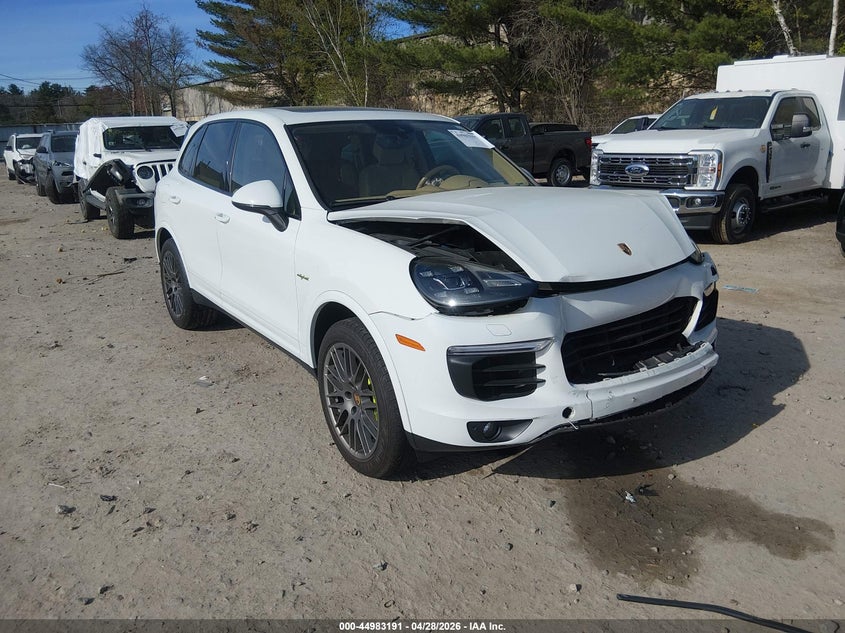 2017 Porsche Cayenne VIN WP1AE2A20HLA68373 IAAI salvage auction — FRONT END, Salvage Title, sold $5,800 on 2026-08-15 (photo 1)