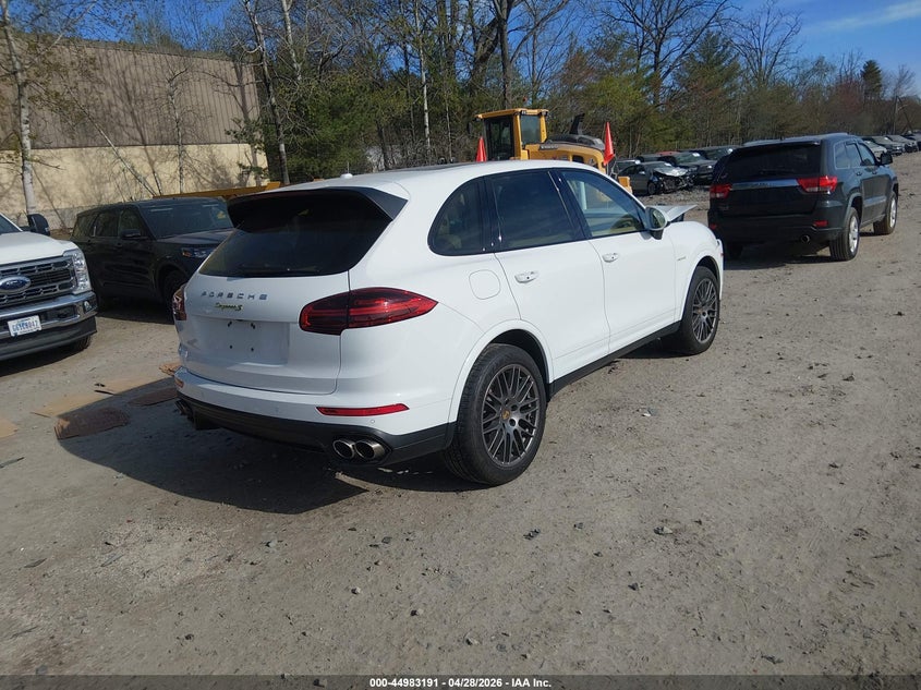 2017 Porsche Cayenne VIN WP1AE2A20HLA68373 IAAI salvage auction — FRONT END, Salvage Title, sold $5,800 on 2026-08-15 (photo 4)