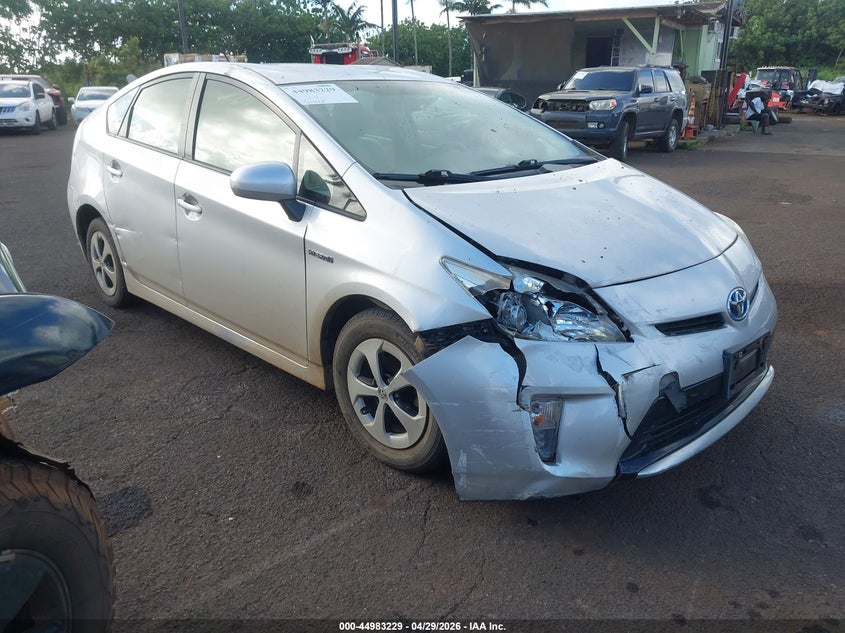 2014 Toyota Prius VIN JTDKN3DU2E1781825 IAAI salvage auction — RIGHT FRONT, Salvage (Hawaii), sold $175 on 2026-07-14 (photo 1)