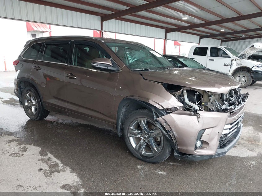 2018 Toyota Highlander VIN 5TDDZRFH7JS885644 IAAI salvage auction — FRONT END, Original (Texas), sold $12,600 on 2026-07-08 (photo 1)