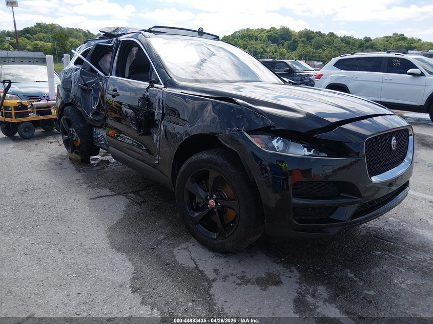 2017 Jaguar F-pace VIN SADCK2BV9HA092506 IAAI salvage auction — ROLLOVER, Salvage Title, sold $1,850 on 2026-07-14 (photo 1)