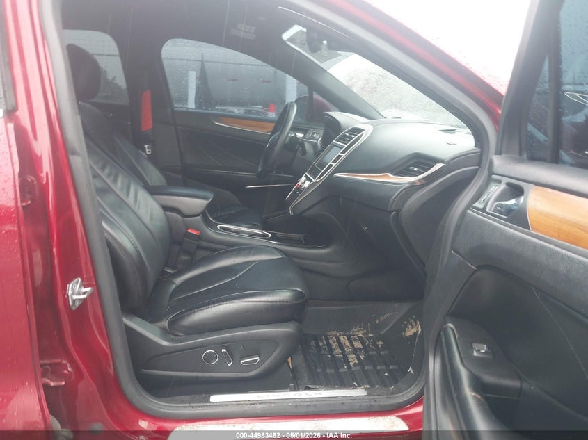 2015 Lincoln Mkc VIN 5LMCJ2A99FUJ41629 IAAI salvage auction — LEFT SIDE, Wait Title, sold $1,300 on 2026-07-17 (photo 5)