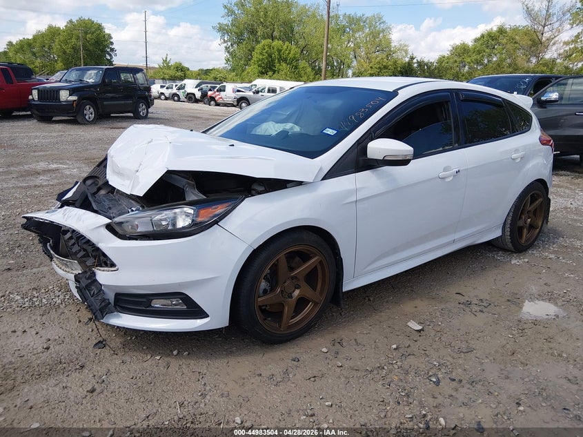 2018 Ford Focus st VIN 1FADP3L90JL289914 IAAI salvage auction — FRONT END, Salvage Title, sold $950 on 2026-07-25 (photo 2)