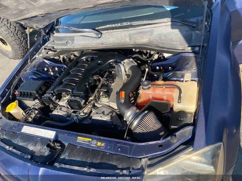 2005 Dodge Magnum VIN 2D4FV48V05H581735 IAAI salvage auction — NORMAL WEAR, Clear - Dealer Only (California), sold $350 on 2026-07-09 (photo 9)