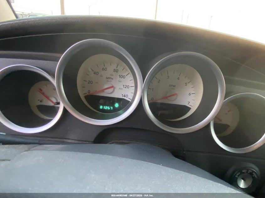 2005 Dodge Magnum VIN 2D4FV48V05H581735 IAAI salvage auction — NORMAL WEAR, Clear - Dealer Only (California), sold $350 on 2026-07-09 (photo 7)