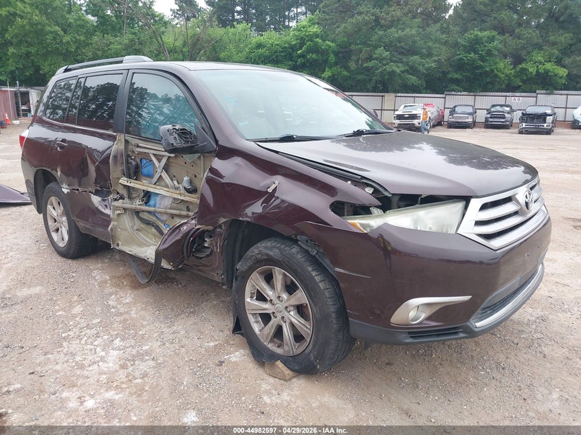 2012 Toyota Highlander VIN 5TDZK3EH8CS084488 IAAI salvage auction — RIGHT SIDE, Salvage Title, sold $2,550 on 2026-07-25 (photo 1)