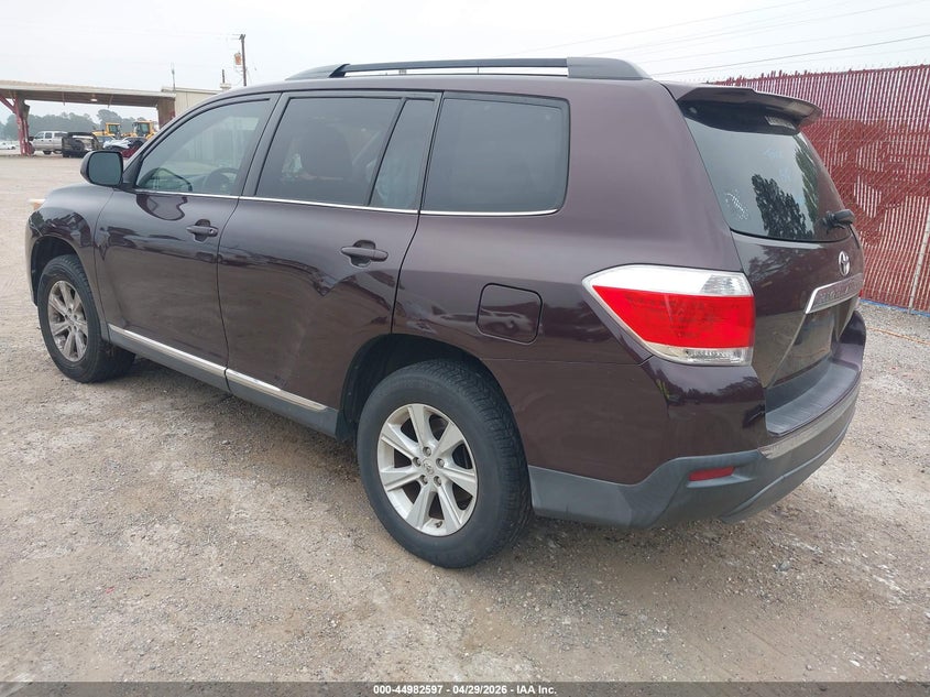 2012 Toyota Highlander VIN 5TDZK3EH8CS084488 IAAI salvage auction — RIGHT SIDE, Salvage Title, sold $2,550 on 2026-07-25 (photo 3)