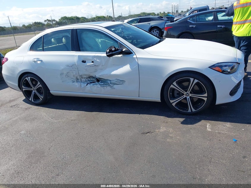 2025 Mercedes-benz C-klasse VIN W1KAF4GBXSR267863 IAAI salvage auction — RIGHT SIDE, Rebuildable (Florida), sold $22,275 on 2026-07-09 (photo 6)