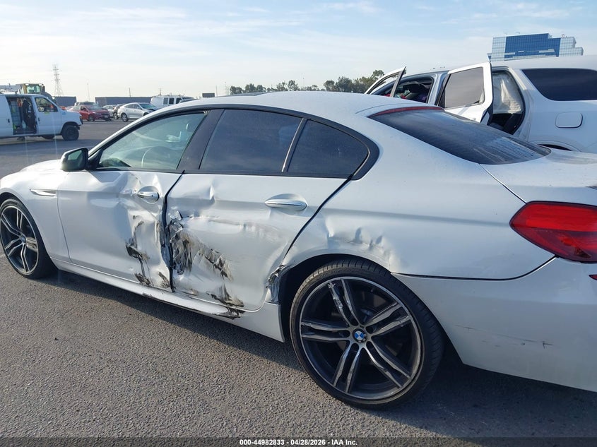 2019 BMW 6er VIN WBA6D0C53KG853084 IAAI salvage auction — LEFT SIDE, Salvage Title, sold $6,900 on 2026-07-30 (photo 6)