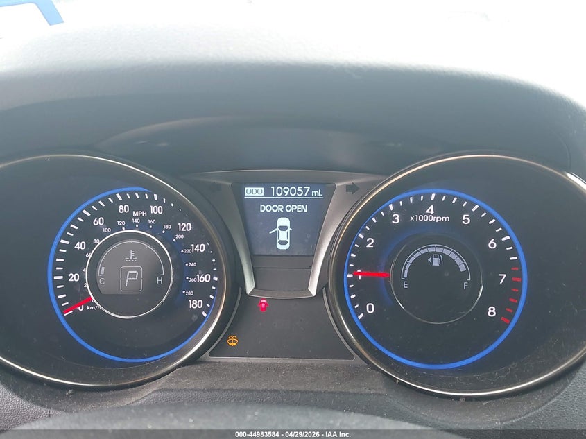 2016 Hyundai Genesis VIN KMHHT6KJ0GU133035 IAAI salvage auction — RIGHT FRONT, Original (Texas), sold $3,250 on 2026-07-14 (photo 7)