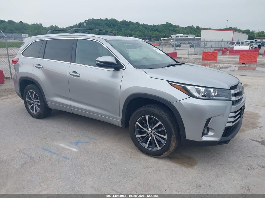 2018 Toyota Highlander VIN 5TDKZRFH8JS534376 IAAI salvage auction — LEFT REAR, Salvage (Illinois), sold $5,600 on 2026-07-21 (photo 1)