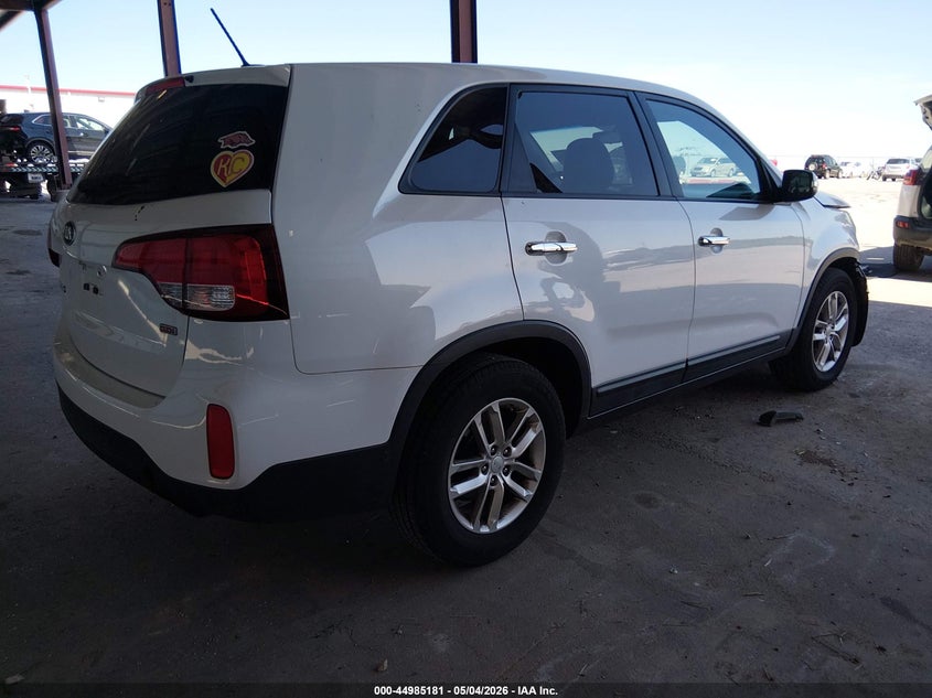 2015 Kia Sorento VIN 5XYKT3A62FG626432 IAAI salvage auction — RIGHT FRONT, Salvage (Kansas), sold $1,550 on 2026-07-16 (photo 4)