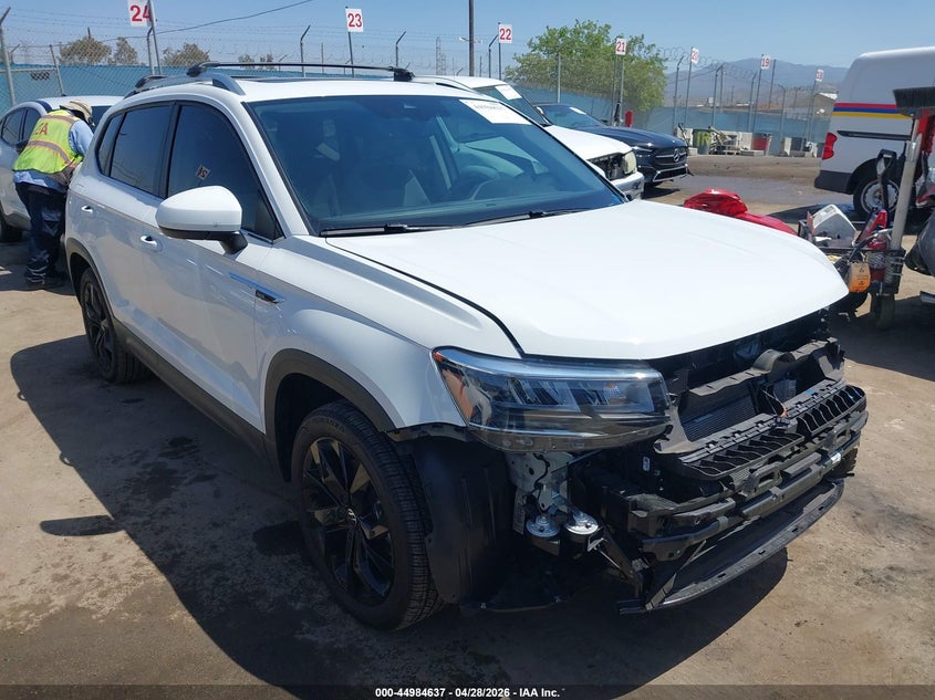 2024 Volkswagen Taos VIN 3VVEX7B21RM106526 IAAI salvage auction — FRONT END, Salvage Title, sold $8,100 on 2026-07-15 (photo 1)