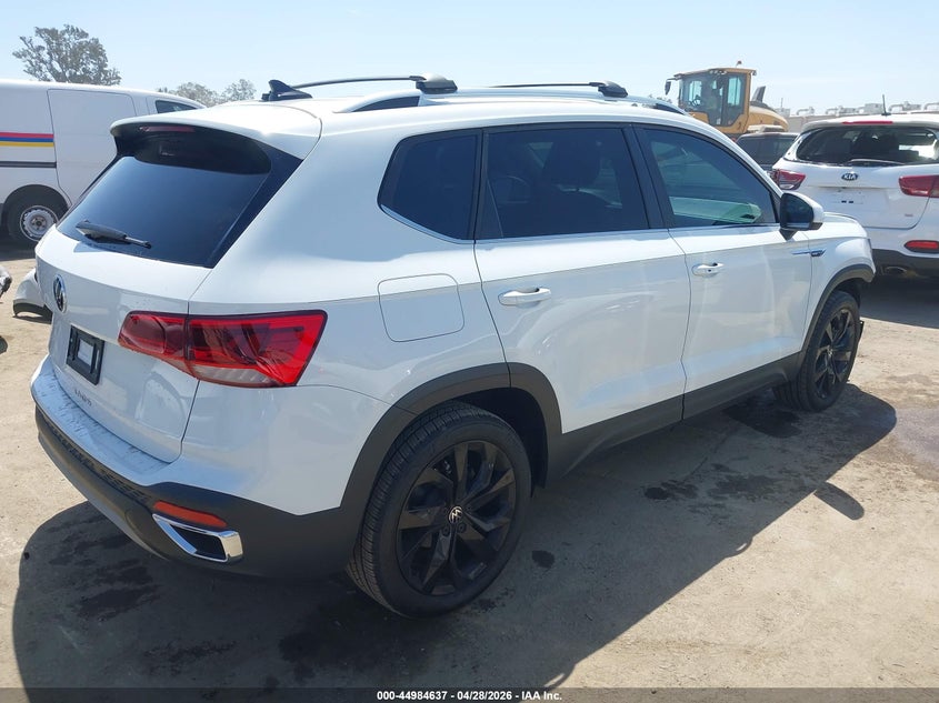2024 Volkswagen Taos VIN 3VVEX7B21RM106526 IAAI salvage auction — FRONT END, Salvage Title, sold $8,100 on 2026-07-12 (photo 4)