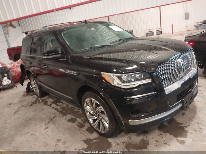 2023 Lincoln Navigator VIN 5LMJJ2NGXPEL12724 — IAAI salvage auction photo