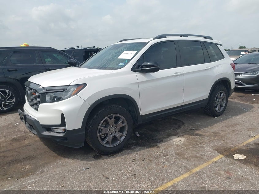 2024 Honda Passport VIN 5FNYF8H65RB003760 IAAI salvage auction — RIGHT REAR, Salvage (Texas), sold $7,400 on 2026-07-08 (photo 2)