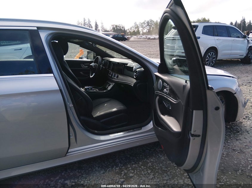 2017 Mercedes-benz E-klasse VIN WDDZH6GB9HA152672 IAAI salvage auction — FRONT END, Salvage Title, sold $4,450 on 2026-07-29 (photo 5)