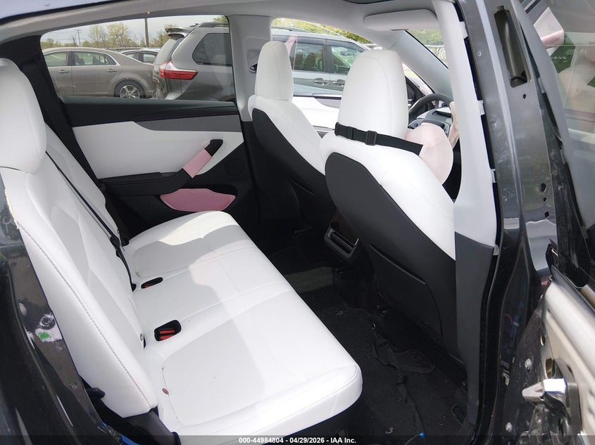 2026 Tesla Model y VIN 7SAYGDED9TA459874 IAAI salvage auction — RIGHT SIDE, Mv-907A (New York), sold $19,900 on 2026-07-30 (photo 8)