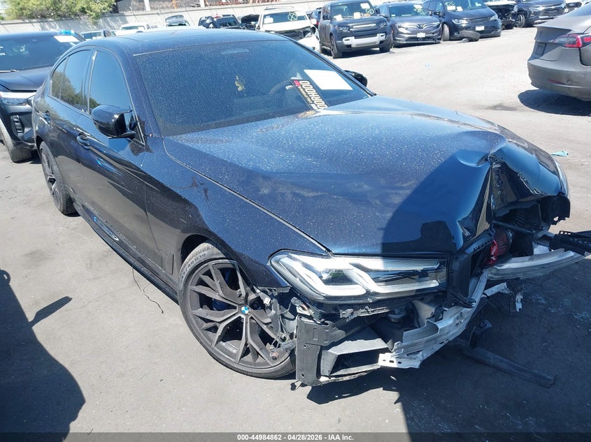 2022 BMW 5er VIN WBA13BK04NCJ65976 IAAI salvage auction — FRONT END, Salvage Title, sold $7,200 on 2026-07-22 (photo 1)