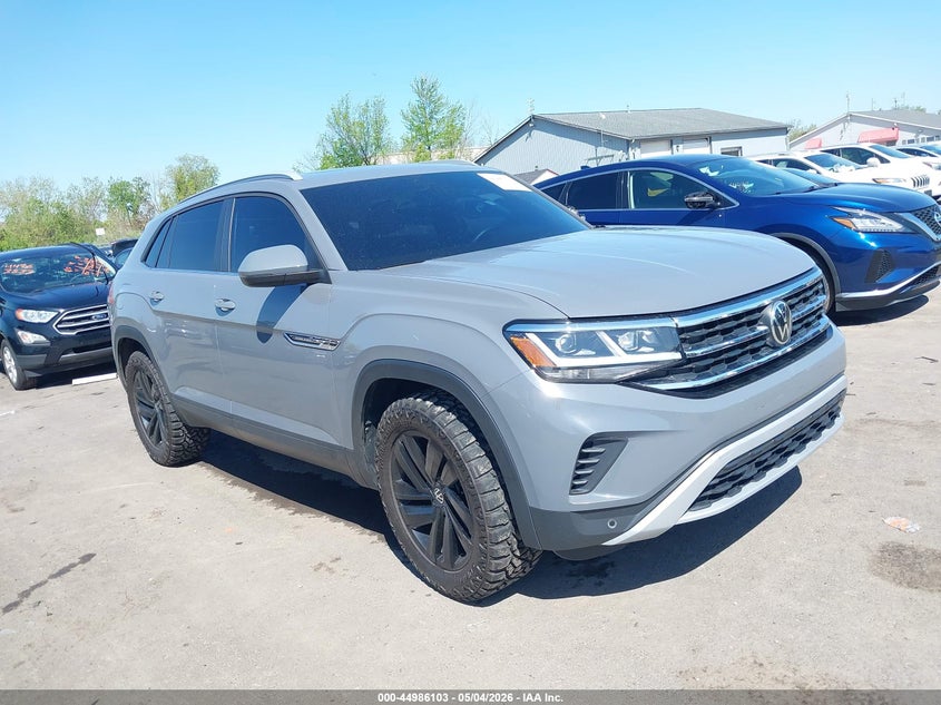 2021 Volkswagen Atlas cross sport VIN 1V2KE2CA1MC229316 — IAAI salvage auction photo