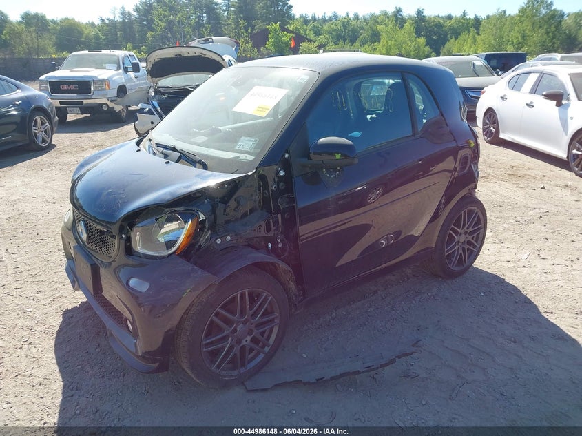 2017 Smart Fortwo VIN WMEFJ5DA0HK172618 IAAI salvage auction — FRONT & REAR, Salvage (Massachusetts), sold $4,550 on 2026-07-17 (photo 2)