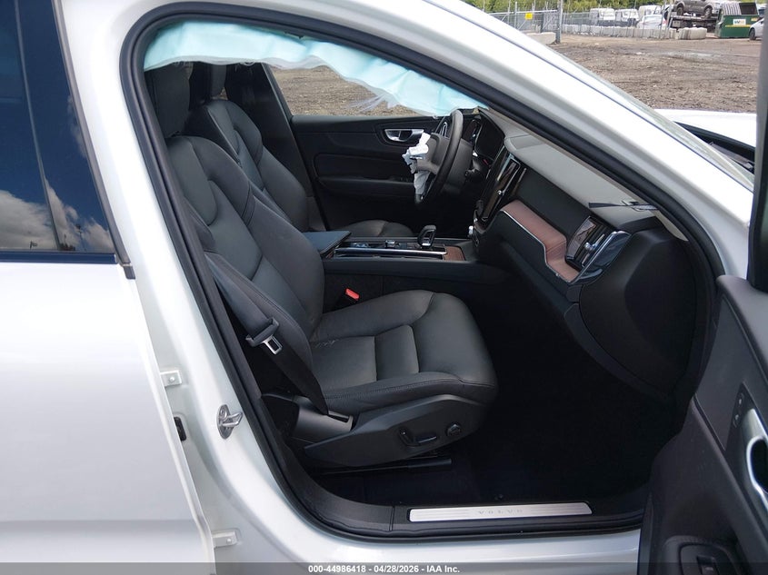 2024 Volvo Xc60 VIN YV4L12RL3R1904660 IAAI salvage auction — FRONT END, Salvage Title, sold $11,100 on 2026-07-15 (photo 5)